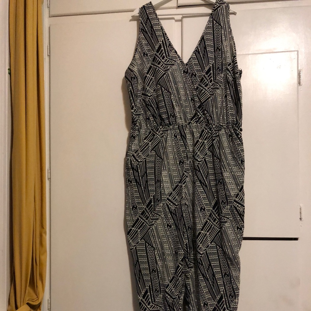 Gorgeous design Forever 21+ jumper